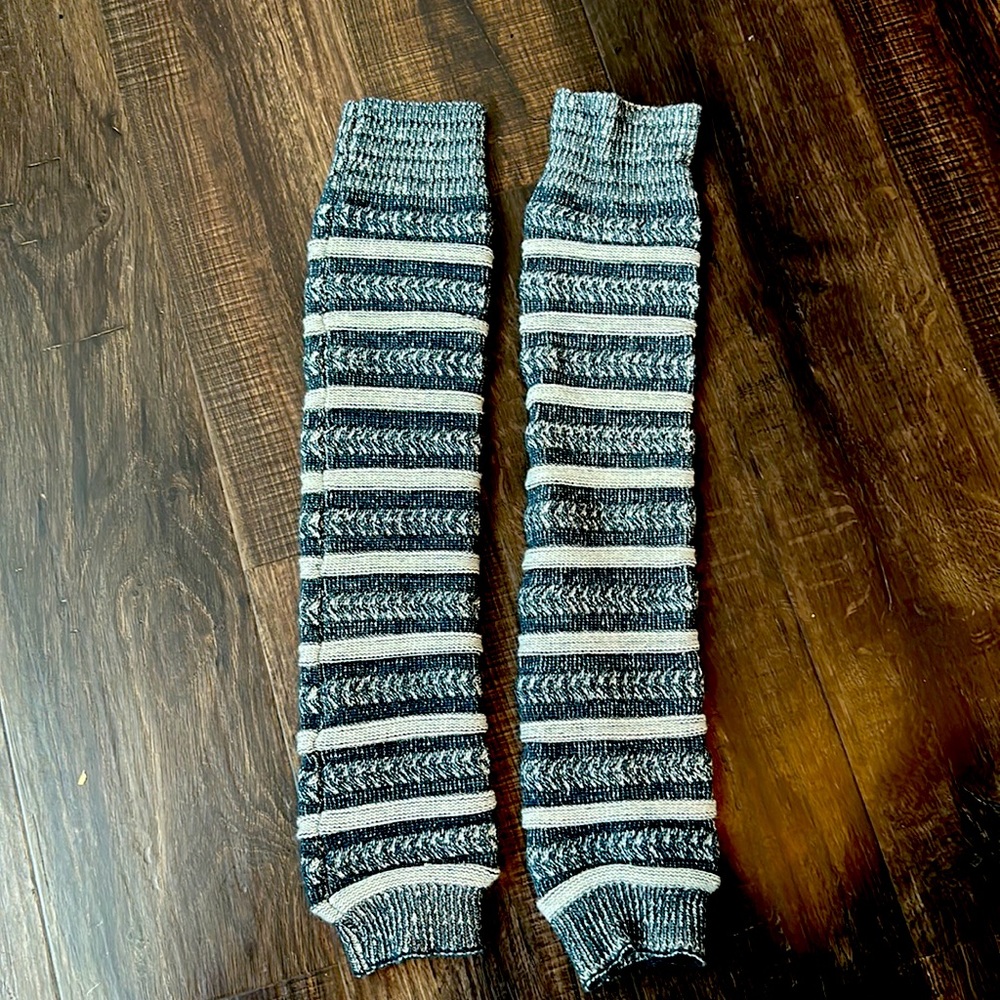 Lucky Brand blue/white leg warmers